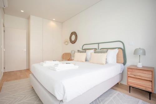 Liiiving in Porto - City Design Apartments