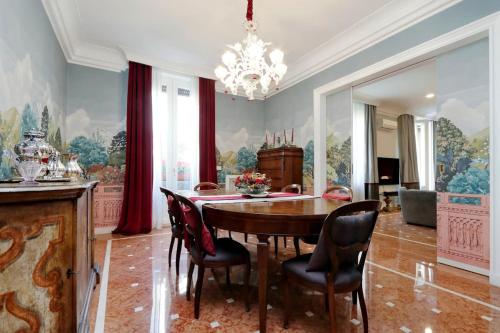 Elegant 270 mq Residence in Coppedè- Rome