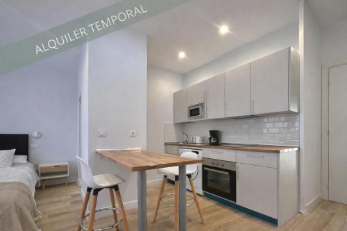 Apartaestudio con Diseño y Comodidad -Zona IFEMA