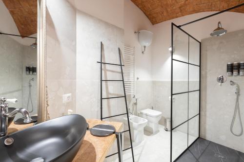 Italian Cinema 1960 Apartment - 500mt to Termini, 2 steps from Colosseum, A-C