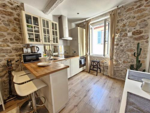 Cozy Old Town apartment
