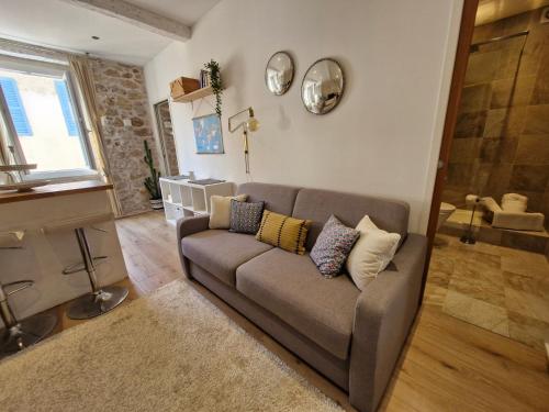 Cozy Old Town apartment
