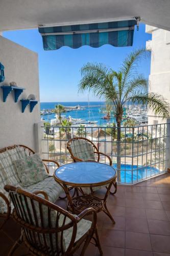 Lyrioshomes Precioso Apartamento Puerto de Estepona photo 3