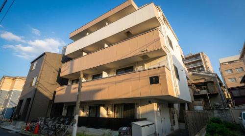 Karabiner House Hikihune