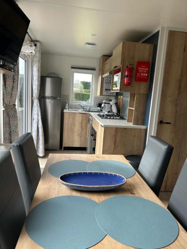 Mobil'home - Camping **** Les Charmettes
