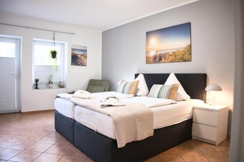 Gallery image of Doppelzimmer 3 Labskaus mit Küche by Pharus Appartements in Koserow