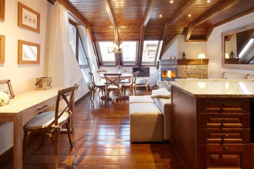 Posezení v ubytování Val de Ruda Luxe 24 by FeelFree Rentals