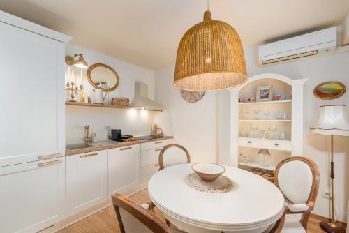 City Pearl Apartment Rea