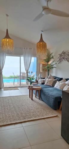 เตียงในห้องที่ Villa Dérimbeault