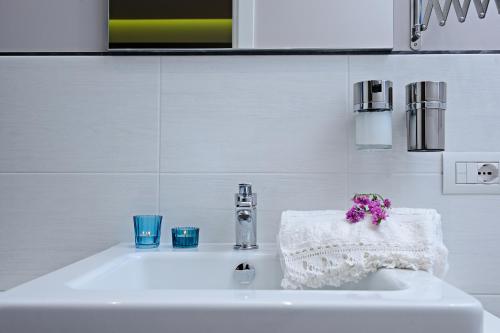Imagen de la galería de Atticobianco B&B, en Cagliari