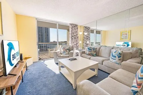 South Hampton 3BR Oceanview Balcony Steps to Beach photo 1