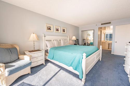 South Hampton 3BR Oceanview Balcony Steps to Beach photo 8