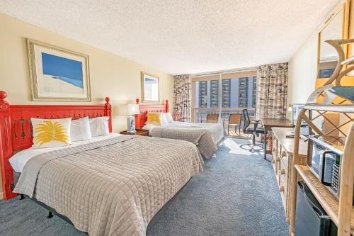 South Hampton 3BR Oceanview Balcony Steps to Beach photo 11