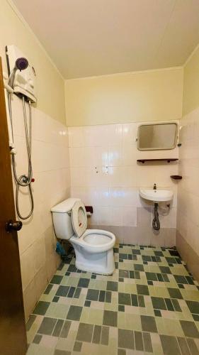 Ванная комната в Studebaker Guesthouse & Pool