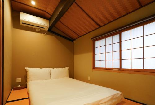 Shirakabanoyado-DOUNIWA, 白樺の宿-堂庭, Private House Near Osaka Castle