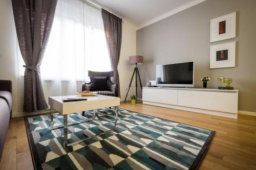 Caelestis Apartment