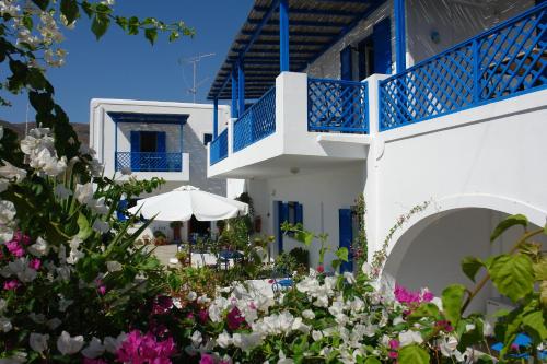 Το κτήριο όπου στεγάζεται  το ξενοδοχείο διαμερισμάτων