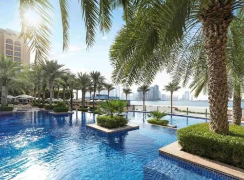 Fairmont The Palm Luxury Apt 2413