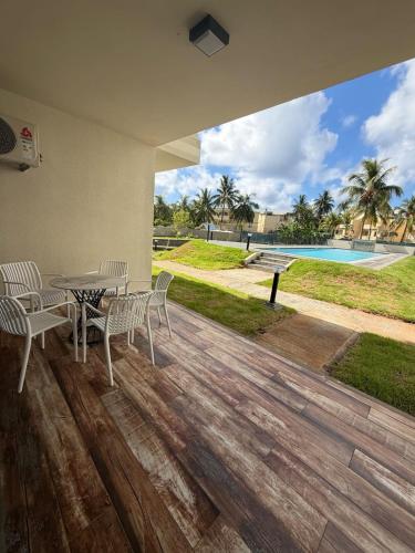 Waterlily Poolside Apartment Flic en Flac