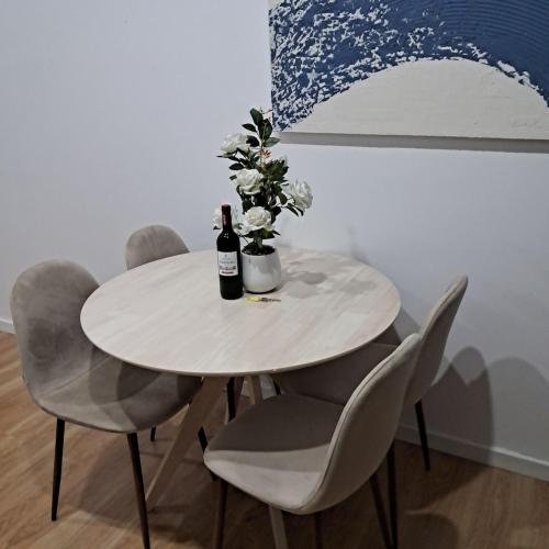 Pato - Modern Apt - Near Bioparc by Río Turia Apartments