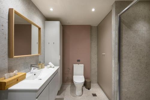Blu & Marrone Suites-parking included