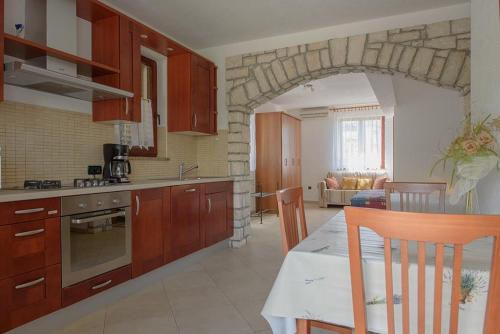 Nice, comfortable studio Cristian with terrace