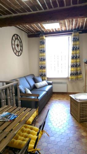 Lovely apartment in Old Town of Antibes 3 pers