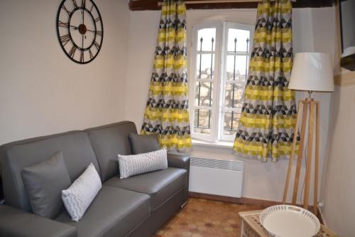 Lovely apartment in Old Town of Antibes 3 pers