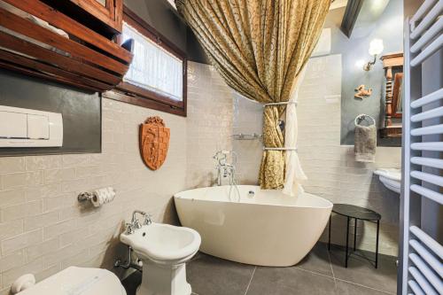 Bright & Cozy Designer Apartment in San Niccolò