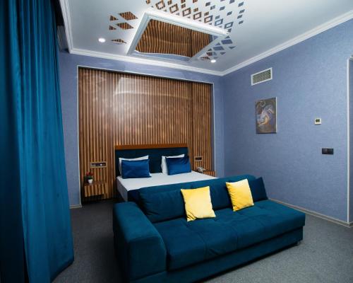 Corniche White City Hotel