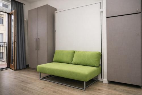 Navigli Nest Renovated Studio with Balcony on the Naviglio