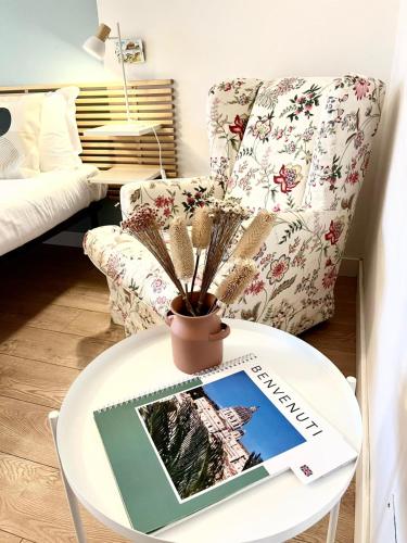 Delmirani's Book Apartments - Vatican View photo 96