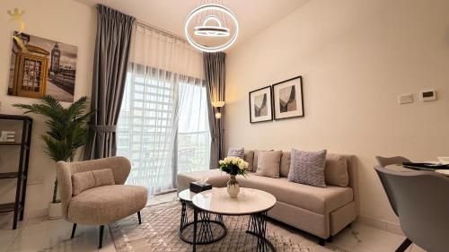 Cozy Poolside 1BR - Serene Luxe Chic Retreat