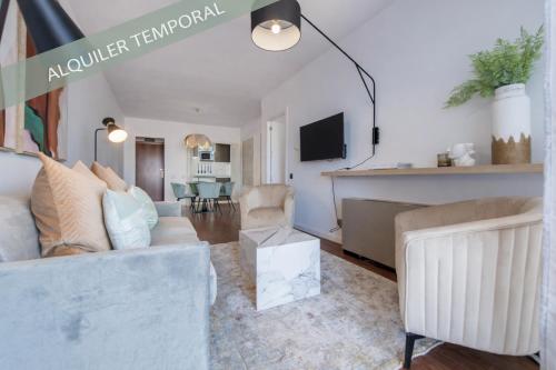 Tu Escapada Urbana - Plaza de Castilla III, Diseño y Localización