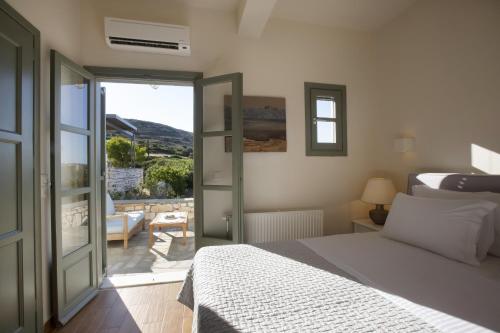 Villa Erato · Ideal family Villa for 8 - Pool, Sea Views