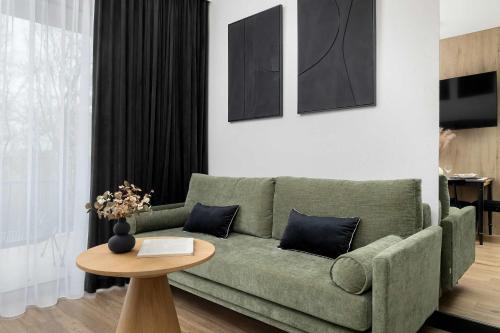 Greeneri Park - Dwupoziomowy Apartament z Parkingiem by Noclegi Renters
