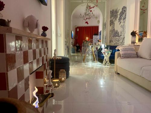 Midorigami Jacuzzi suite Spanish Steps apt photo 11