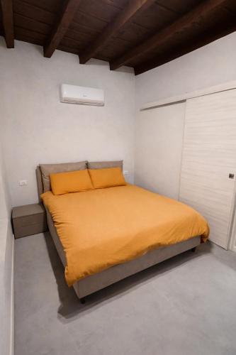 Cozy oasis on the Navigli