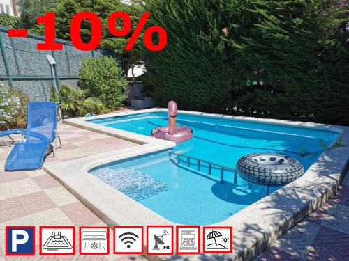 1233 VILA NEUS con piscina - Apivend Immo