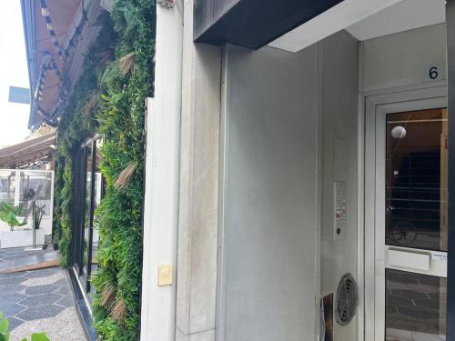 Nice Center Quiet Apartment Pedestrian Street Near Promenade 4 Sleeps
