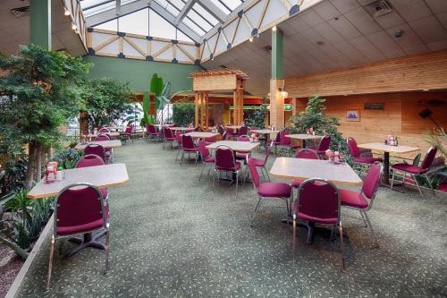 Restaurace v ubytování Red Lion Hotel Kalispell
