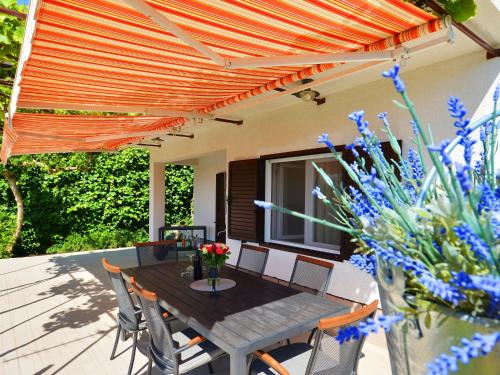 Holiday Home Teo by Interhome