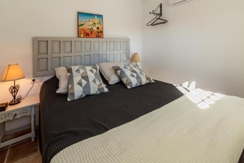 Los olivos villa with heated pool