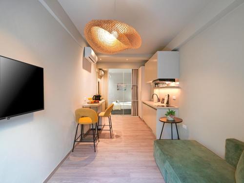 Karitsi Suites