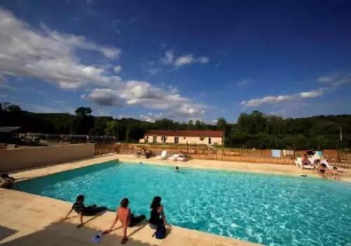 Chalet 3 étoiles - Piscine - eebbie