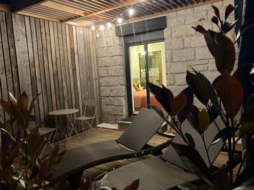 Villa vue mer, jardin terrasse, parking privé à 300m du centre-ville de Porto-Vecchio
