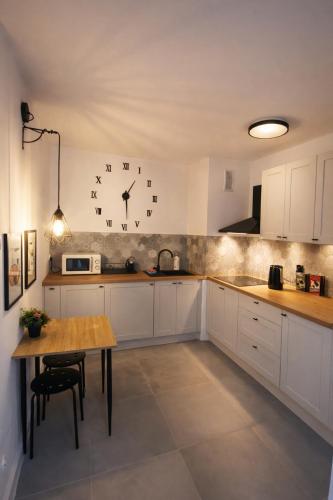 Rooms in Warsaw - P13-19