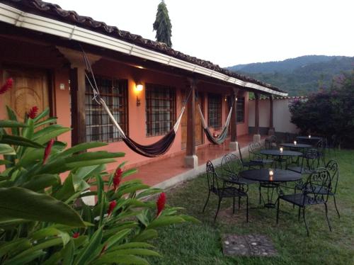 Nespecifikovaný výhled na hory nebo výhled na hory při pohledu z bed and breakfast