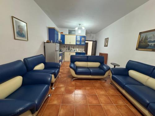 Val Mar Apartment