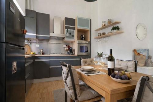 PRIVATE PARKING - Stylish Navigli Loft